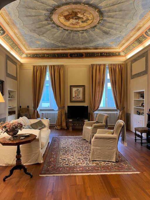 Lusso E Charme! Apartment ฟลอเรนซ์ ภายนอก รูปภาพ