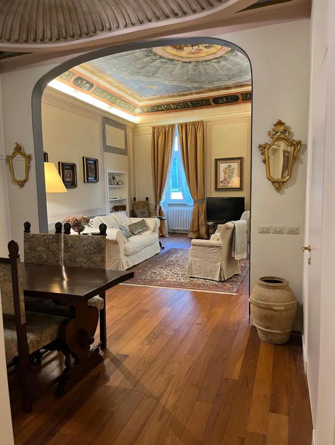 Lusso E Charme! Apartment ฟลอเรนซ์ ภายนอก รูปภาพ