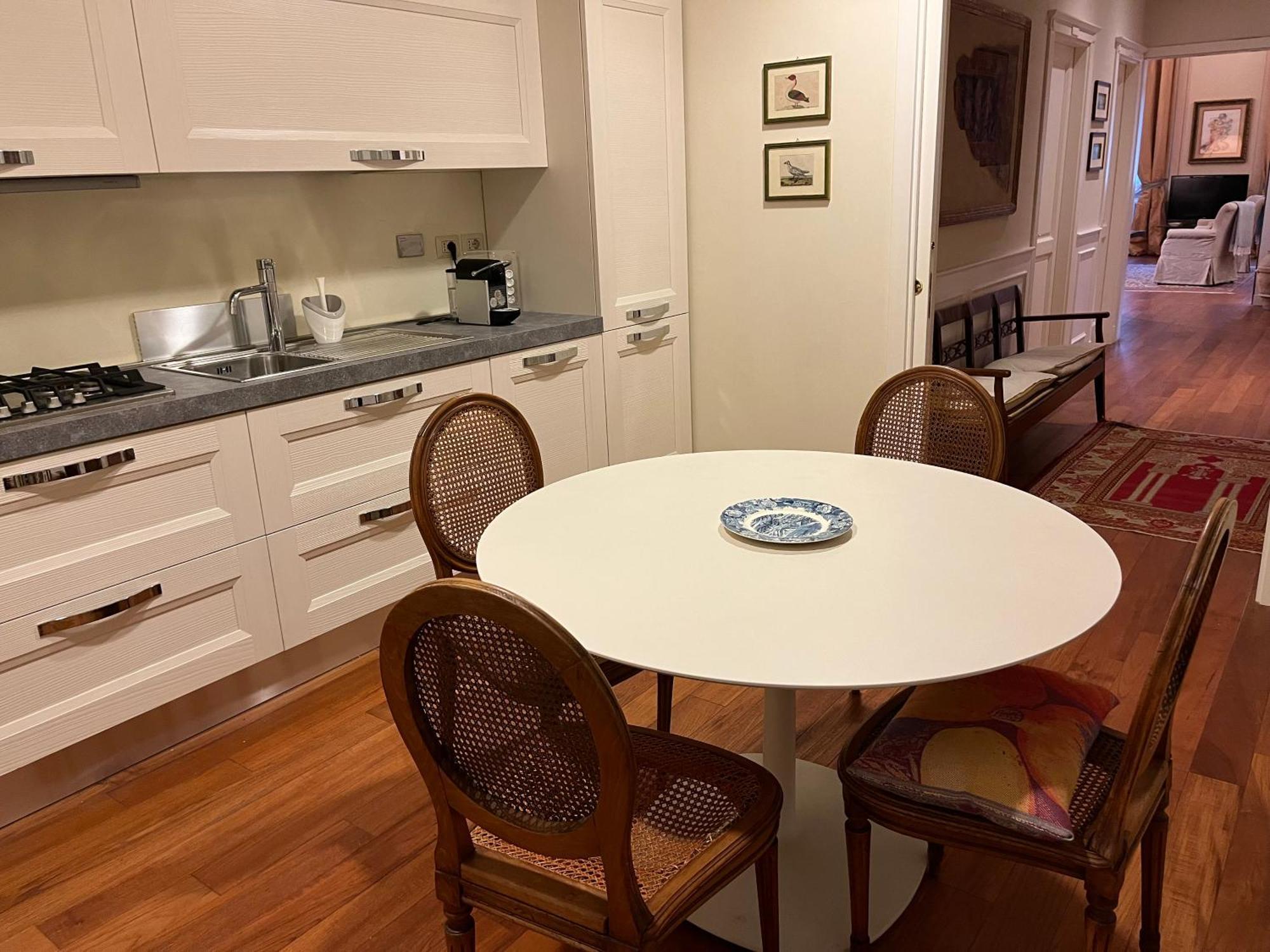 Lusso E Charme! Apartment ฟลอเรนซ์ ภายนอก รูปภาพ